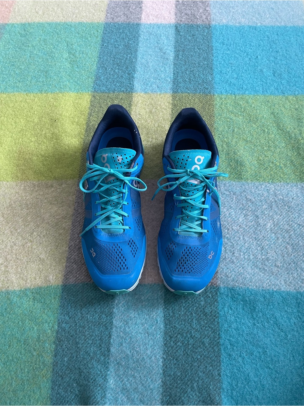 On Running Womens Cloudflow Malibu/Curacao Running Shoe